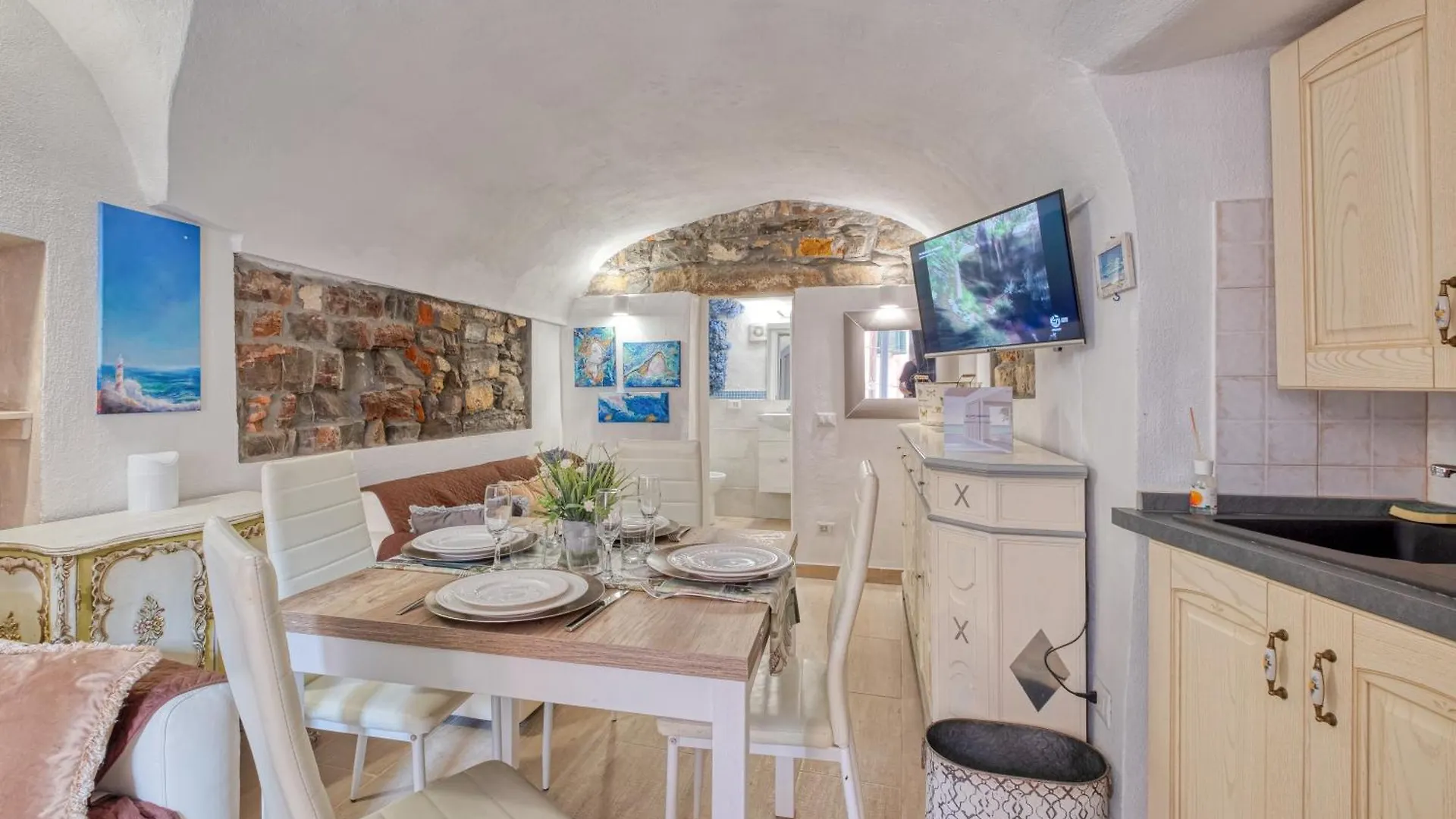 Le Petit Bijoux De La Pigna - Happy Rentals Sanremo 0*,  Italy